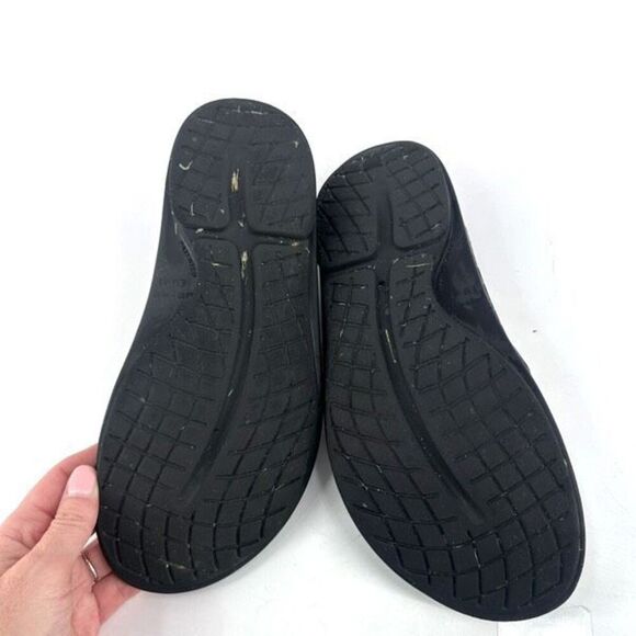 OOFOS OOriginal Flip Flop Men’s 10 Women 12 Sandals Comfort Recovery Shoes Black - Picture 3 of 8
